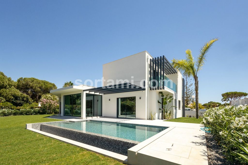 Property photo 1 of 36