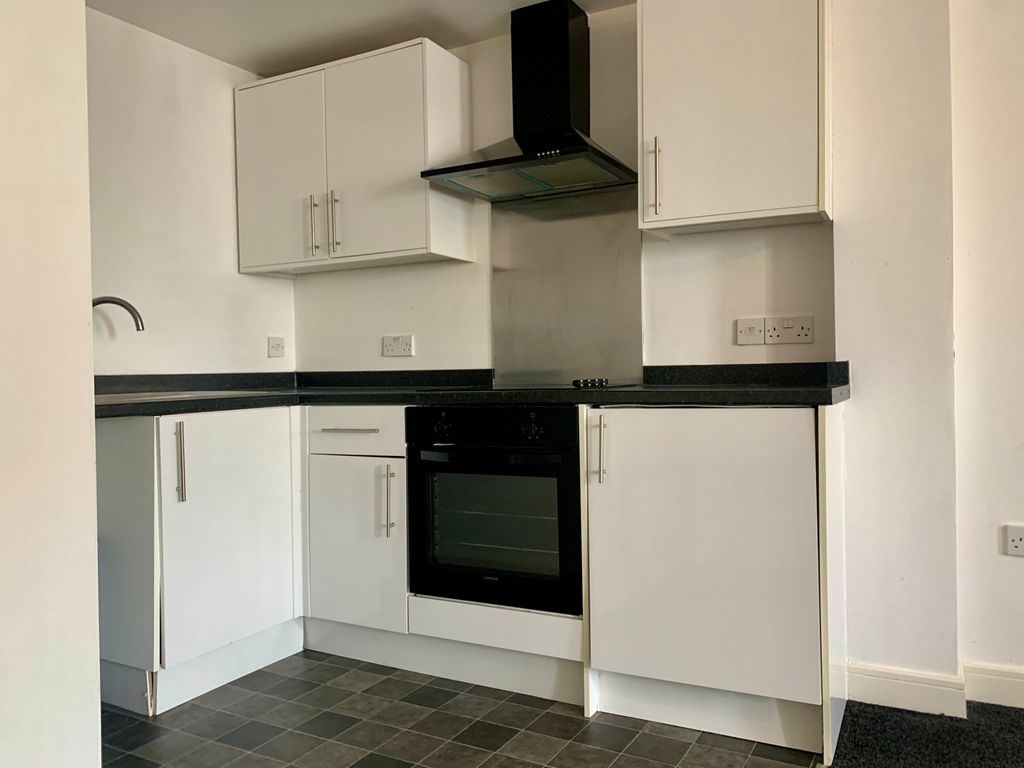 Property photo 2 of 5 Kitchen