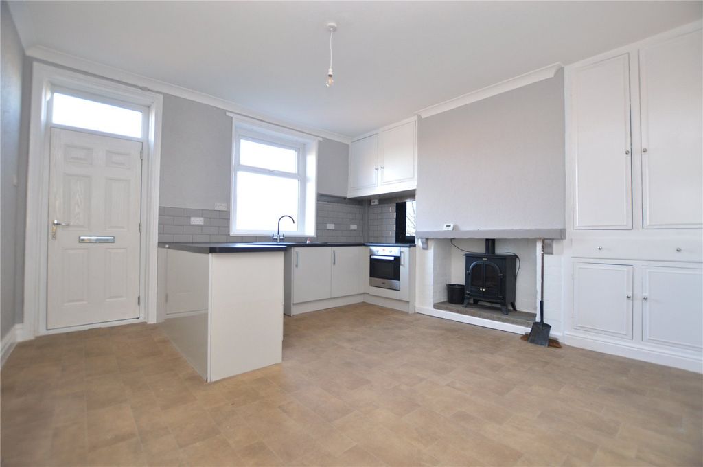 Property photo 3 of 21 Picture No. 13