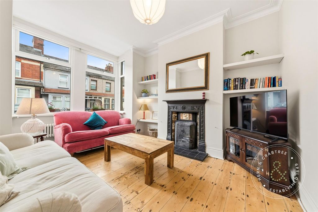 Property photo 3 of 27 Preswylfa-Street-11.Jpg