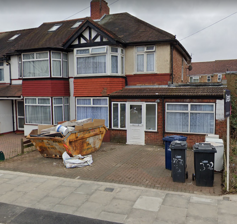 Property photo 1 of 1 302 Park Avenue 4 Bed House