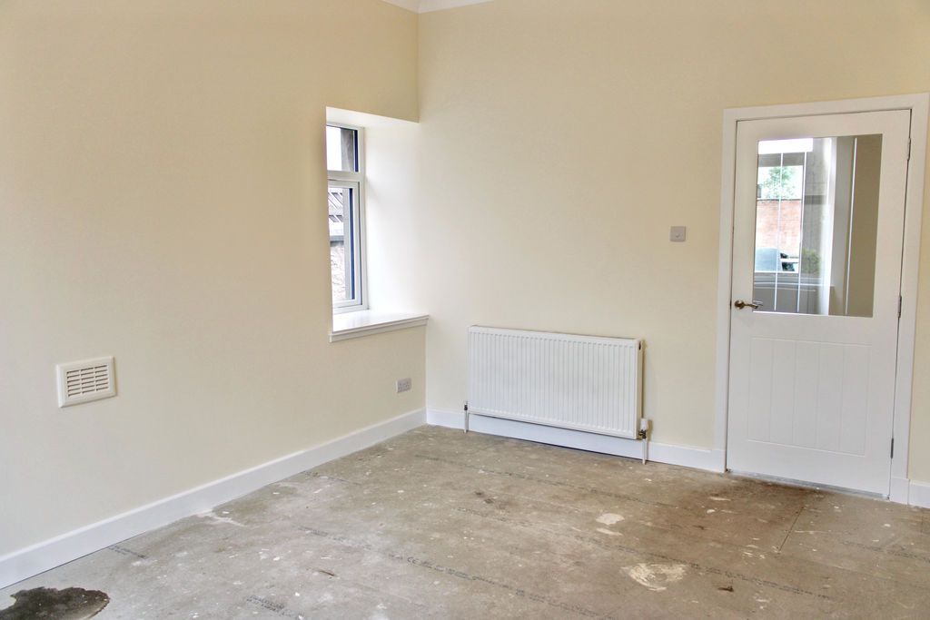 Property photo 3 of 16 Photo 10