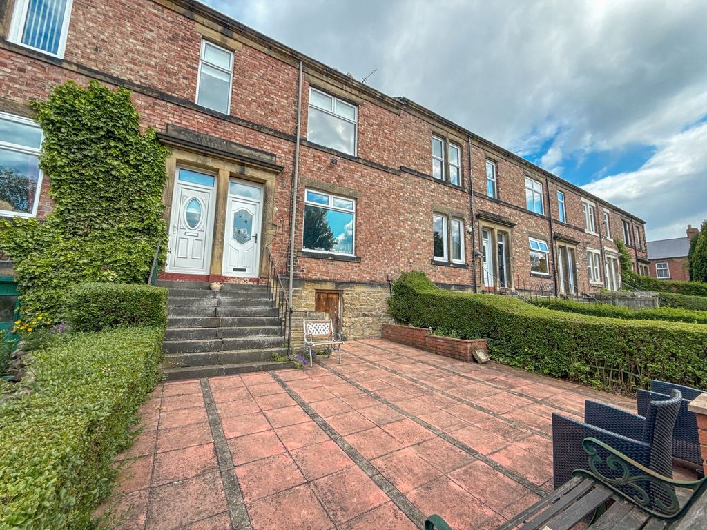 Property photo 1 of 13 External