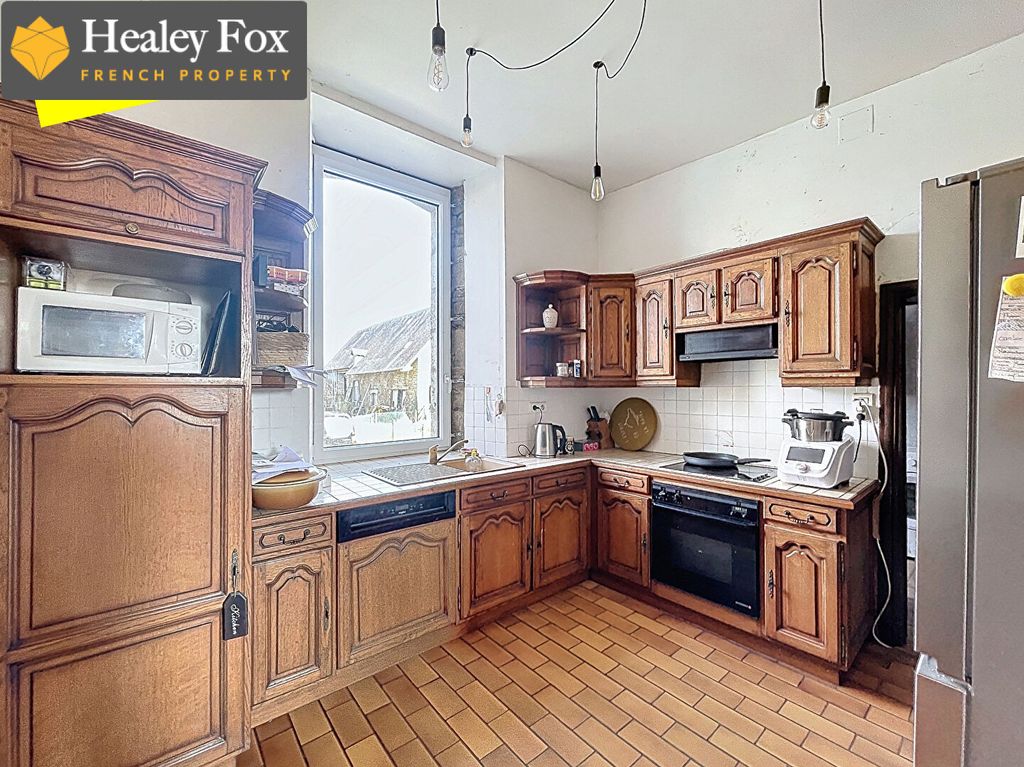 Property photo 3 of 17