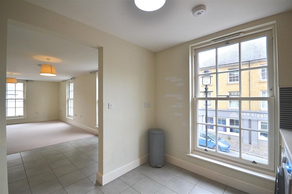 Property photo 2 of 9 7.Png