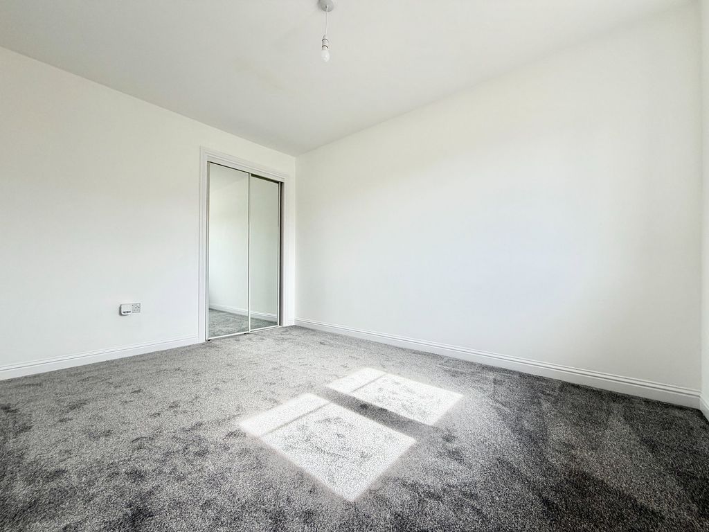 Additional image 12 of 2 bed flat for saleMckenna Avenue, Stoneywood, Denny FK6