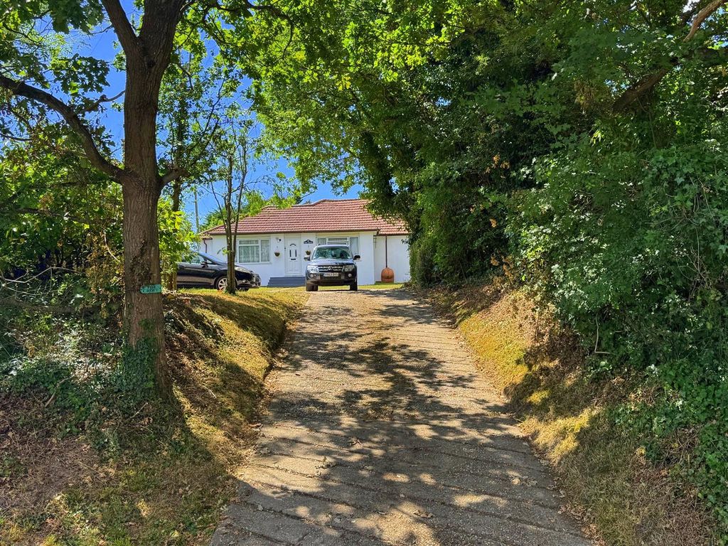 Property photo 1 of 23 Croft1.Jpg