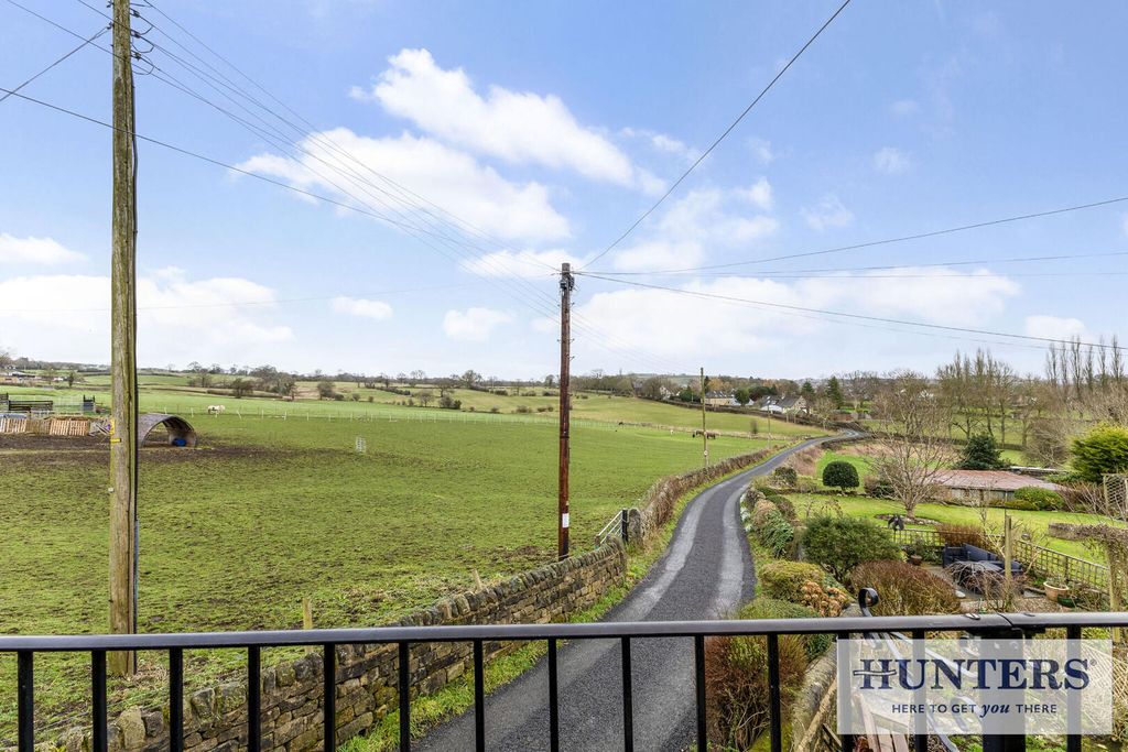 Property photo 2 of 30 Exterior