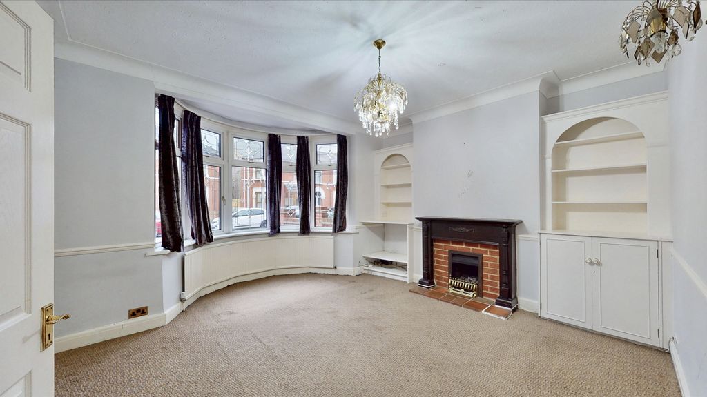 Property photo 2 of 27 Photo 1