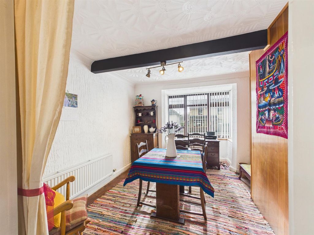 Property photo 3 of 14 Cam04045G0-Pr0063-Still012.Jpg