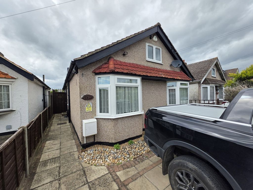Property photo 1 of 43