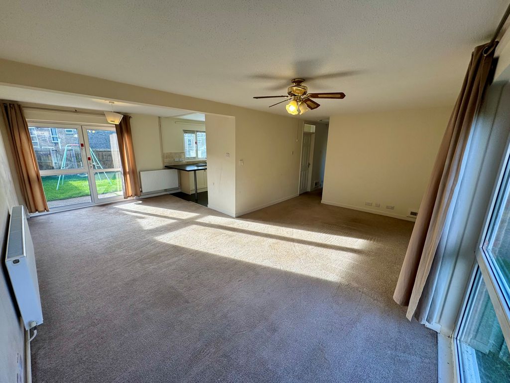 Property photo 2 of 13 Image