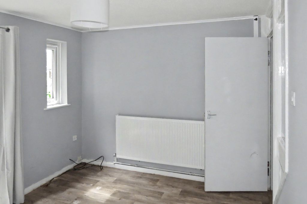 Property photo 3 of 15 47 Turnfield, Ingol, Preston, Lancashire, Pr2 7Dj