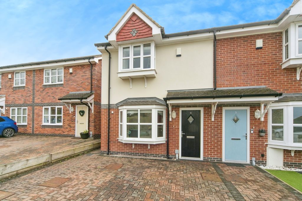 Property photo 1 of 19 Front