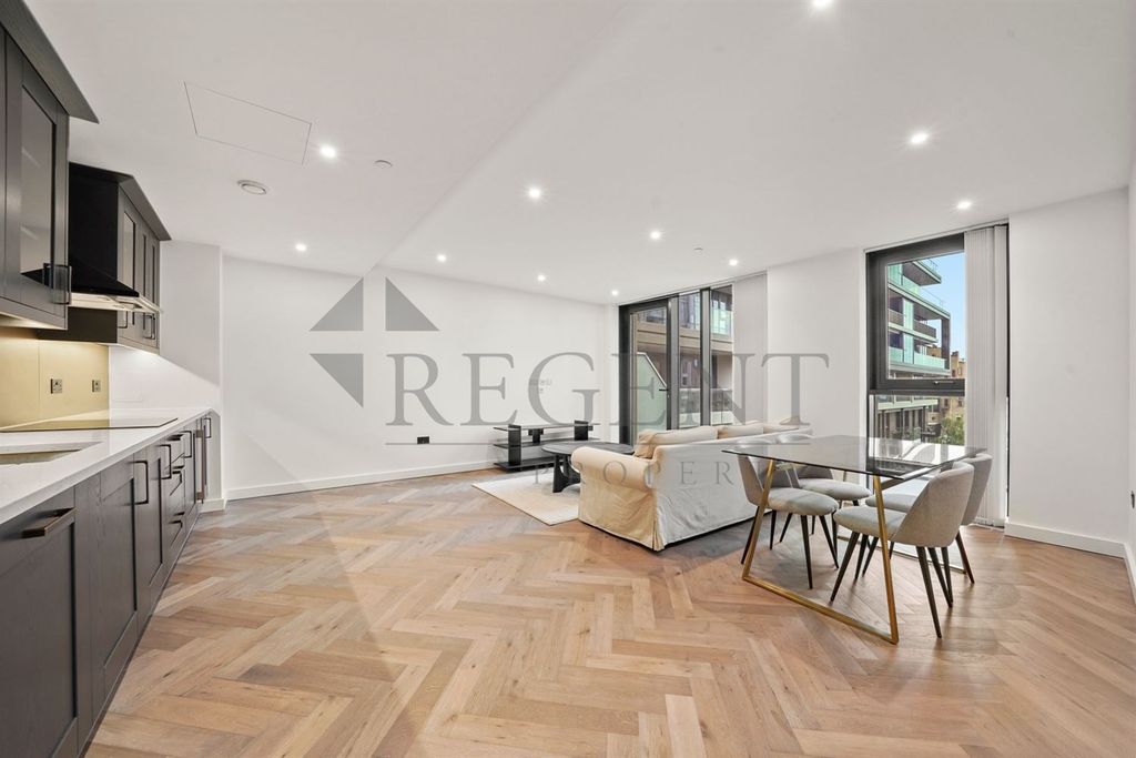 Property photo 2 of 14 Open Plan