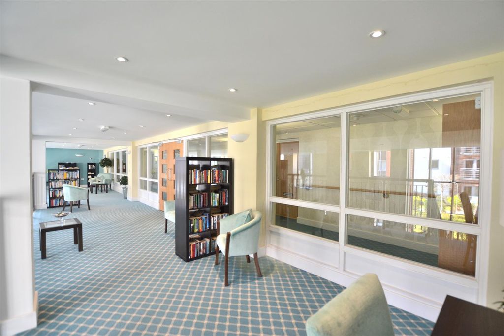 Additional image 17 of 2 bed flat for saleKings Place, Fleet GU51