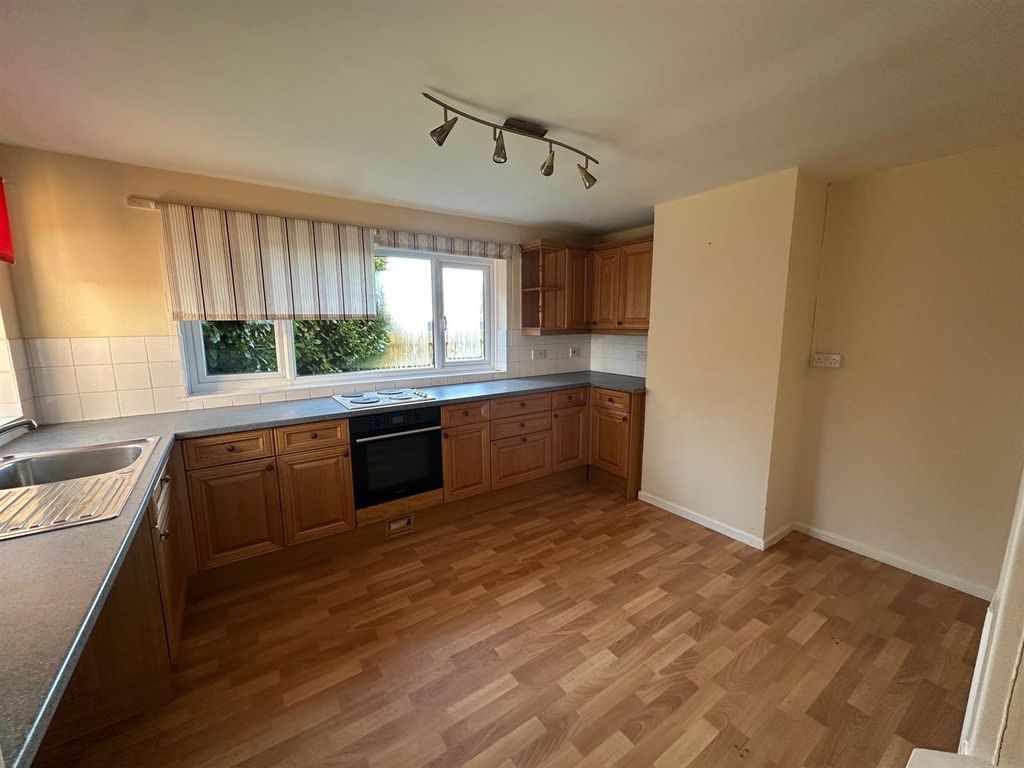 Property photo 3 of 14 5.Jpg