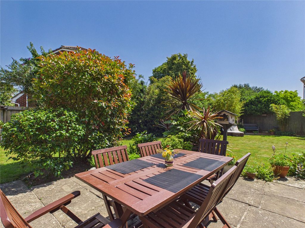 Property photo 2 of 21 Picture No. 02