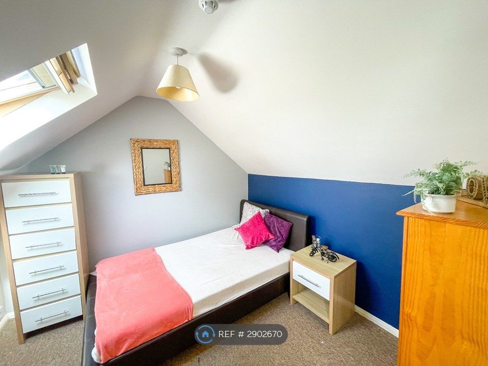 Property photo 3 of 5 Lovely Double Room