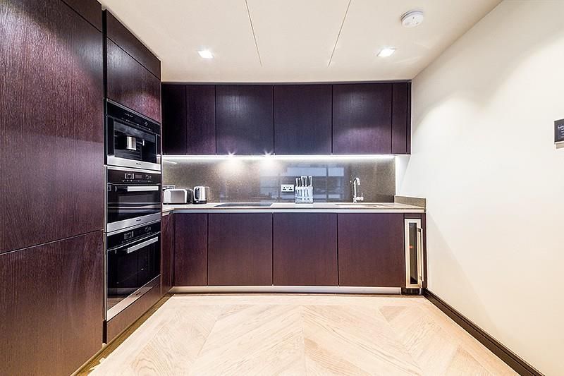 Property photo 3 of 13 Kitchen