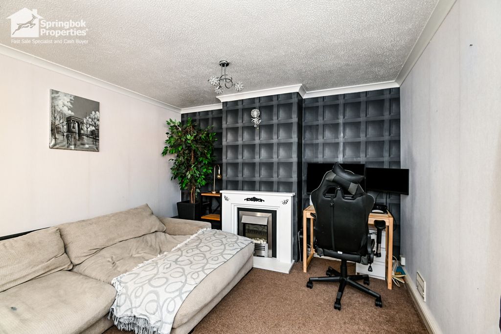 Property photo 2 of 14 Image 2