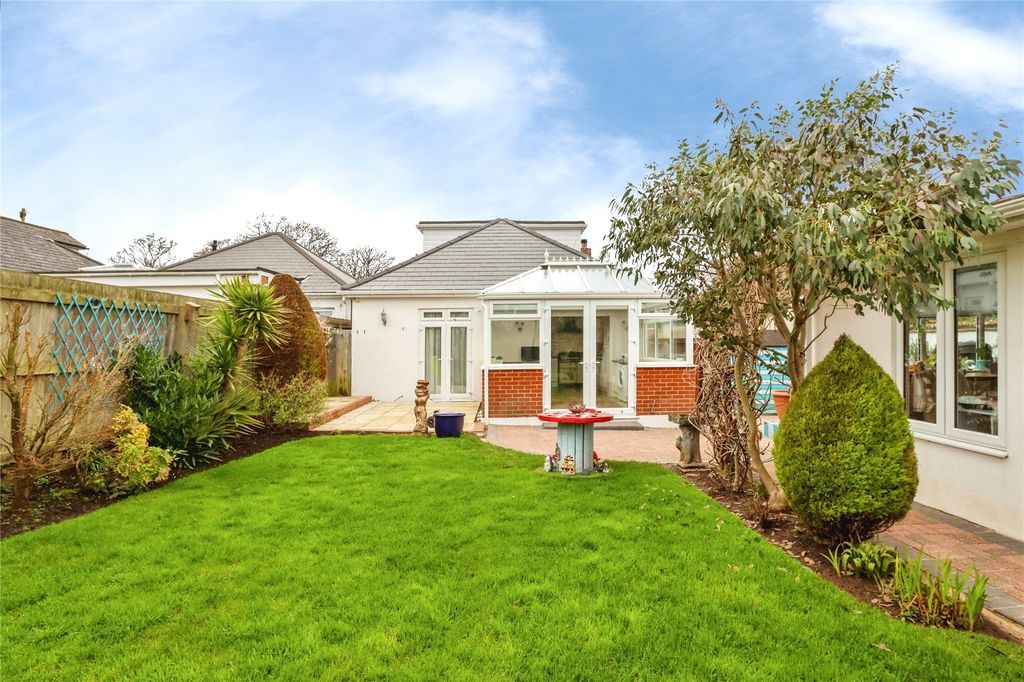 Property photo 2 of 20 Picture No. 90