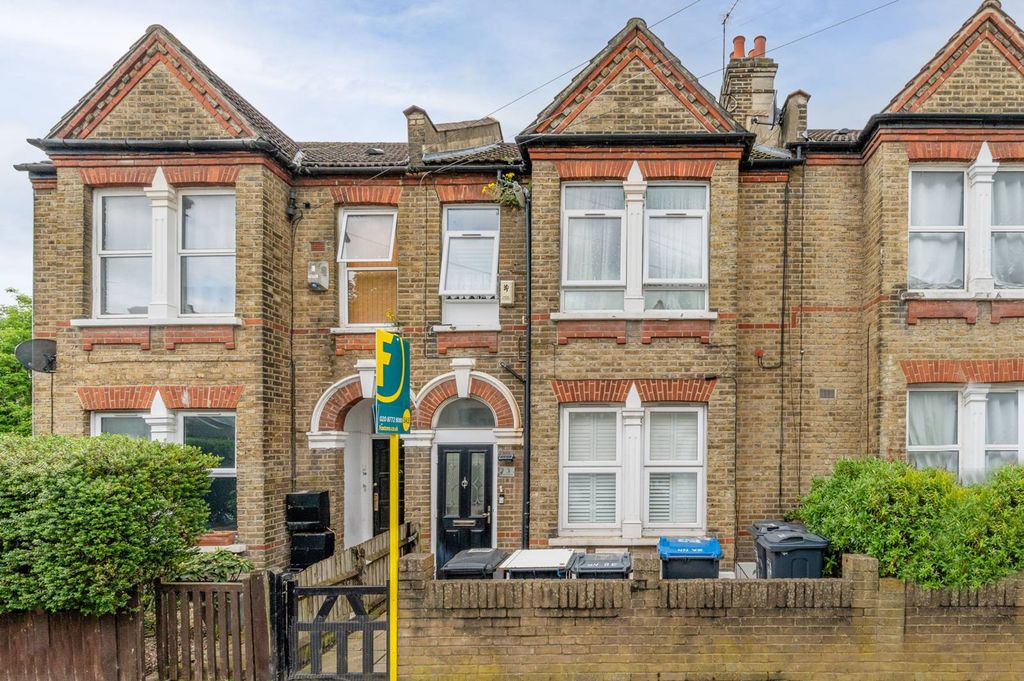 Property photo 1 of 6