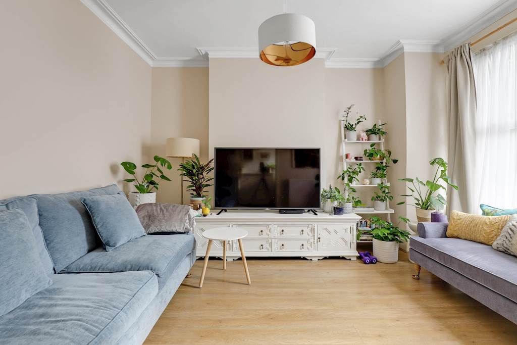 Property photo 3 of 13 14-3c24Jhhgll - 267 Mersham Road - 5-Small