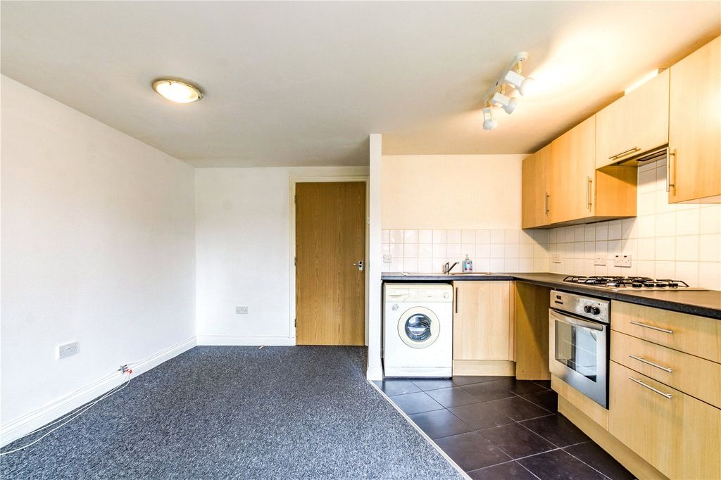 Property photo 3 of 7 Picture No. 09