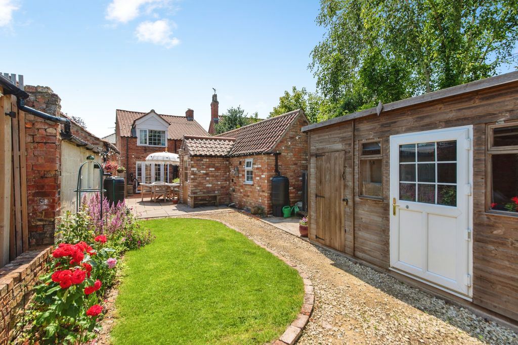 Property photo 2 of 24 Sjn_0051