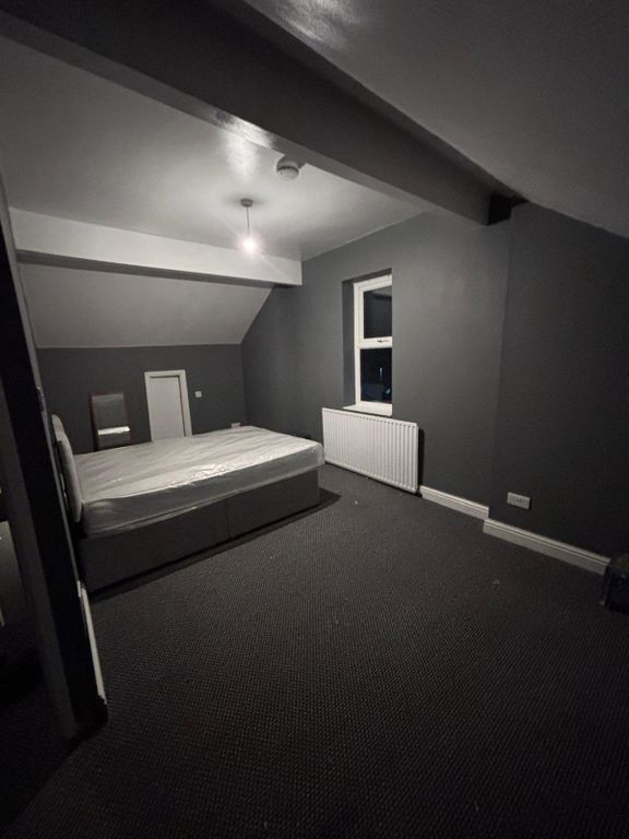 Property photo 2 of 3