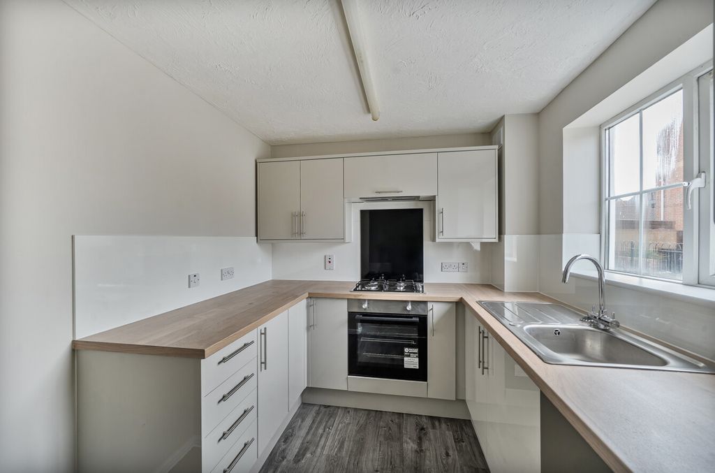 Property photo 3 of 13 1471974-5-6A31229...