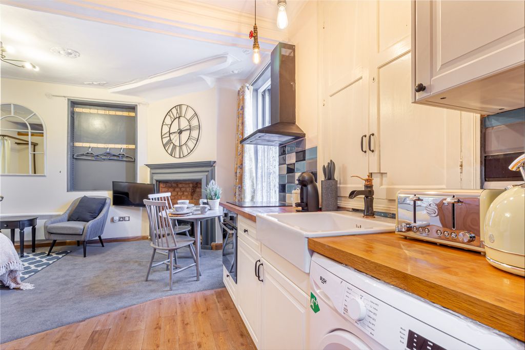 Property photo 3 of 14 Kitchen-1