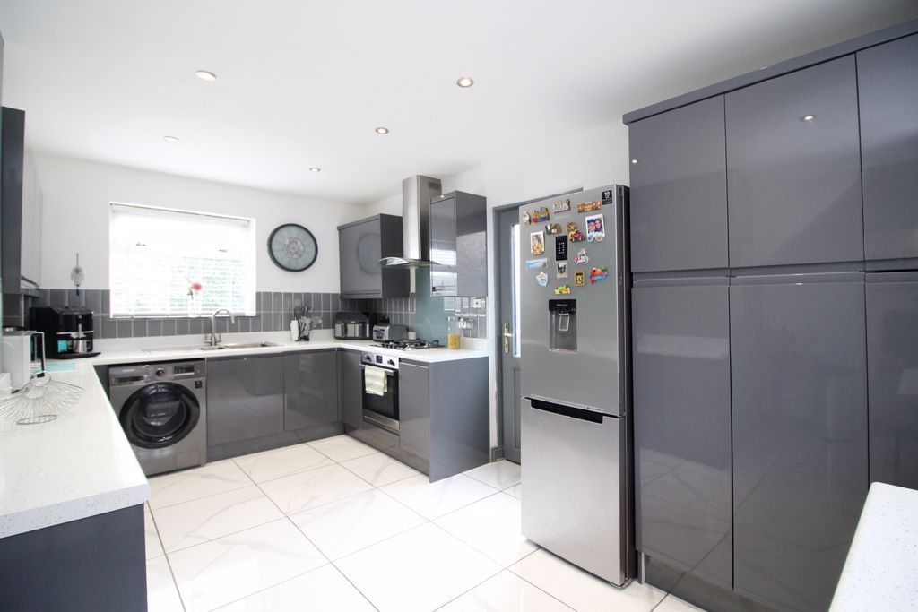 Property photo 2 of 14 Kitchen/Diner