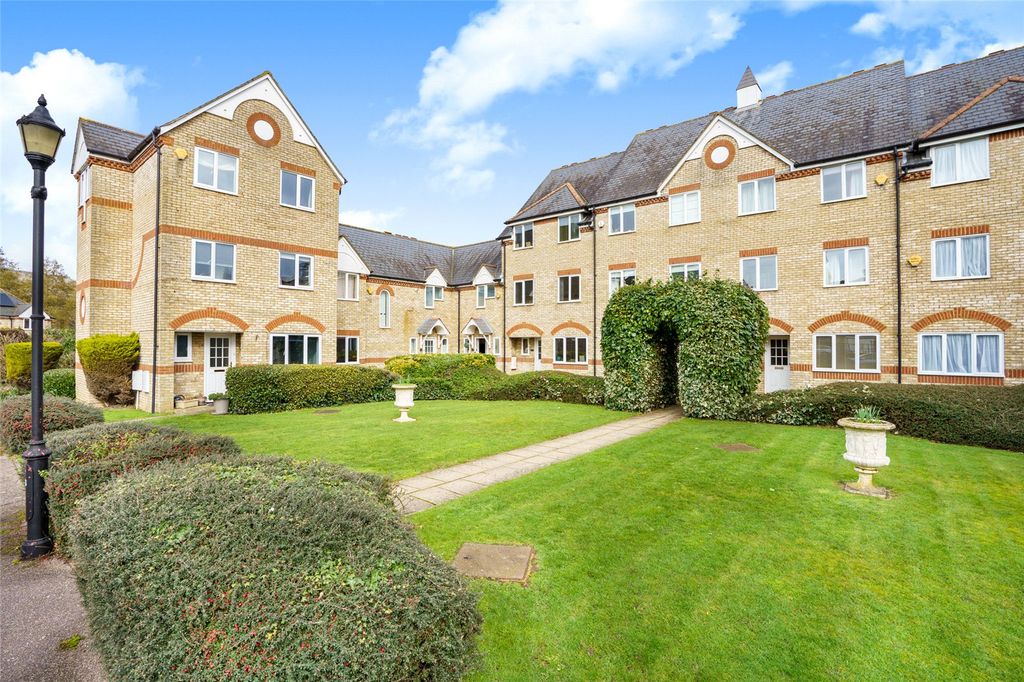 Property photo 1 of 18 Picture No. 04