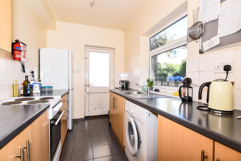 Property photo 2 of 12 Kitchen