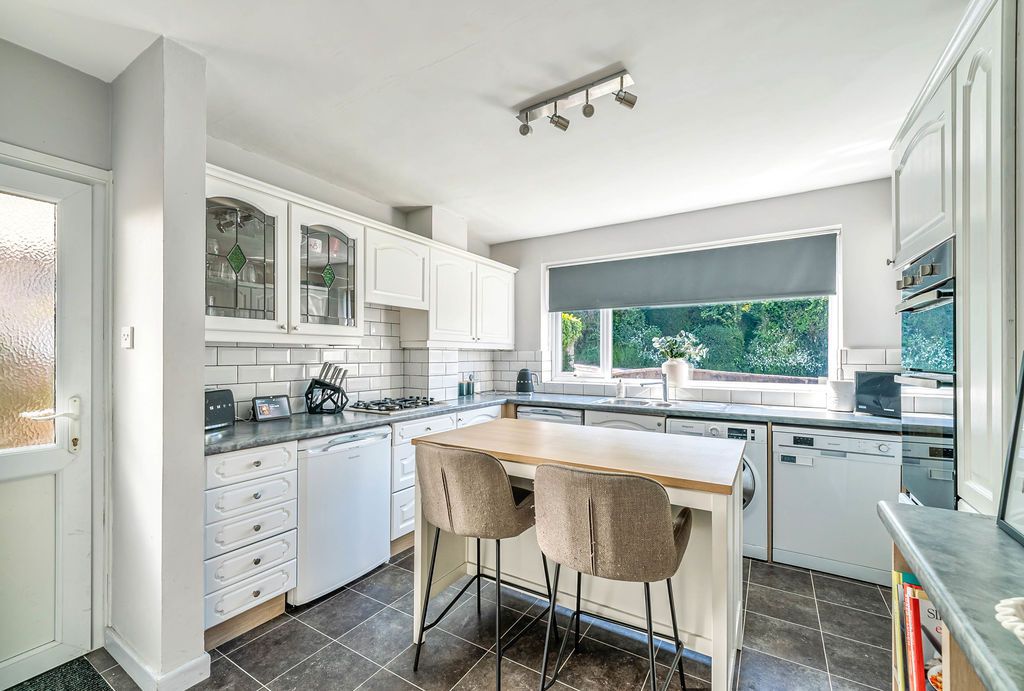 Property photo 3 of 22 Photo 10