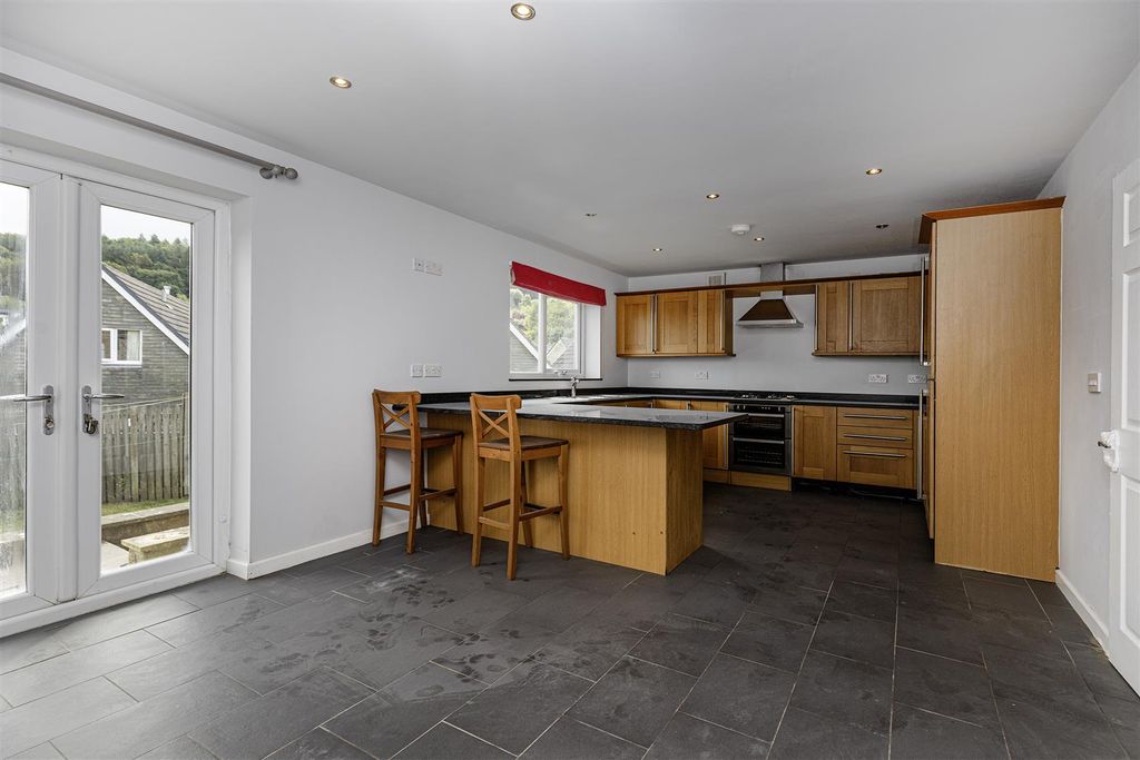 Property photo 3 of 36 Kitchen Diner