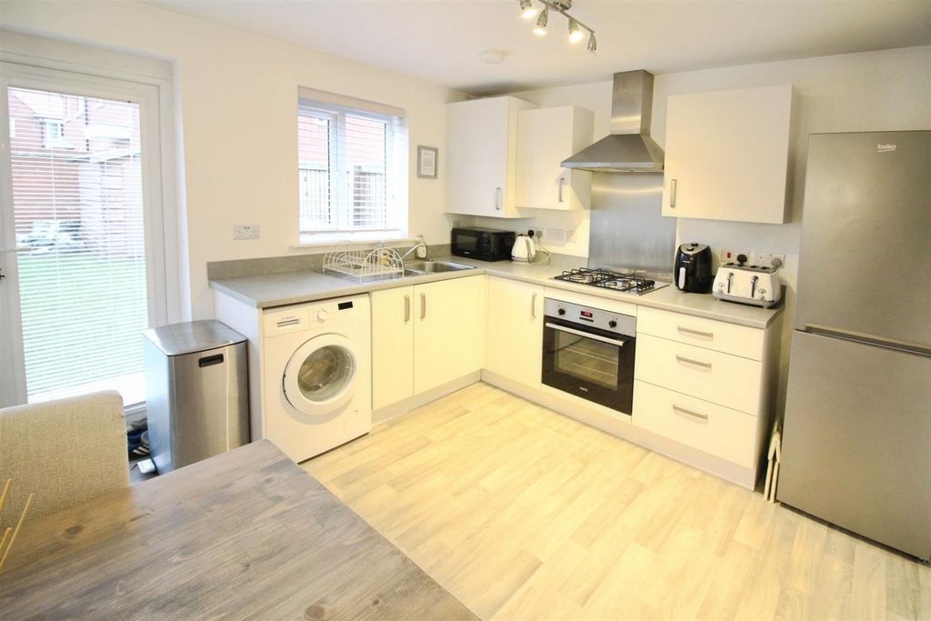 Property photo 2 of 13 Kitchen/Diner