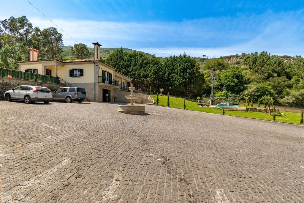 Property photo 1 of 49