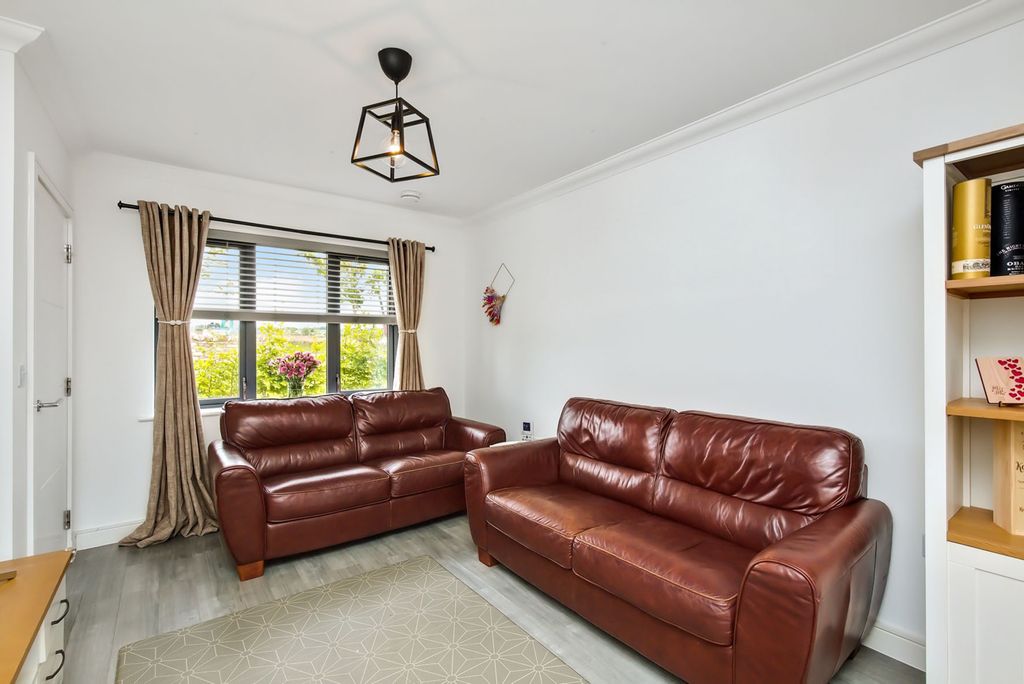 Property photo 3 of 12 Property Image 3