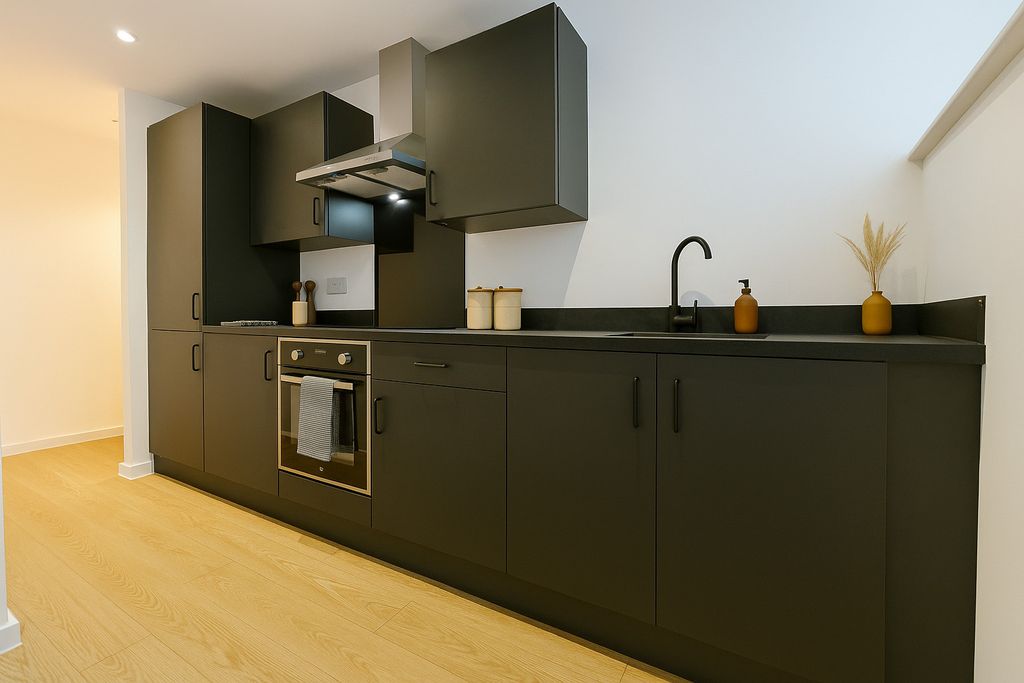 Property photo 3 of 9 Kitchen