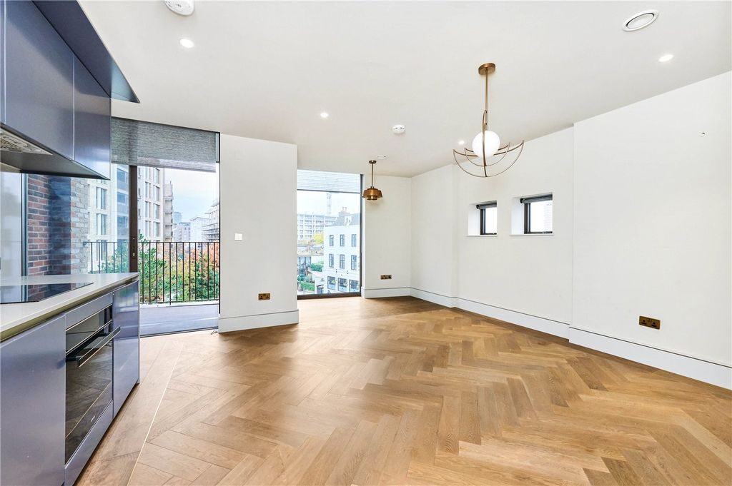 Property photo 3 of 19 Picture No. 19