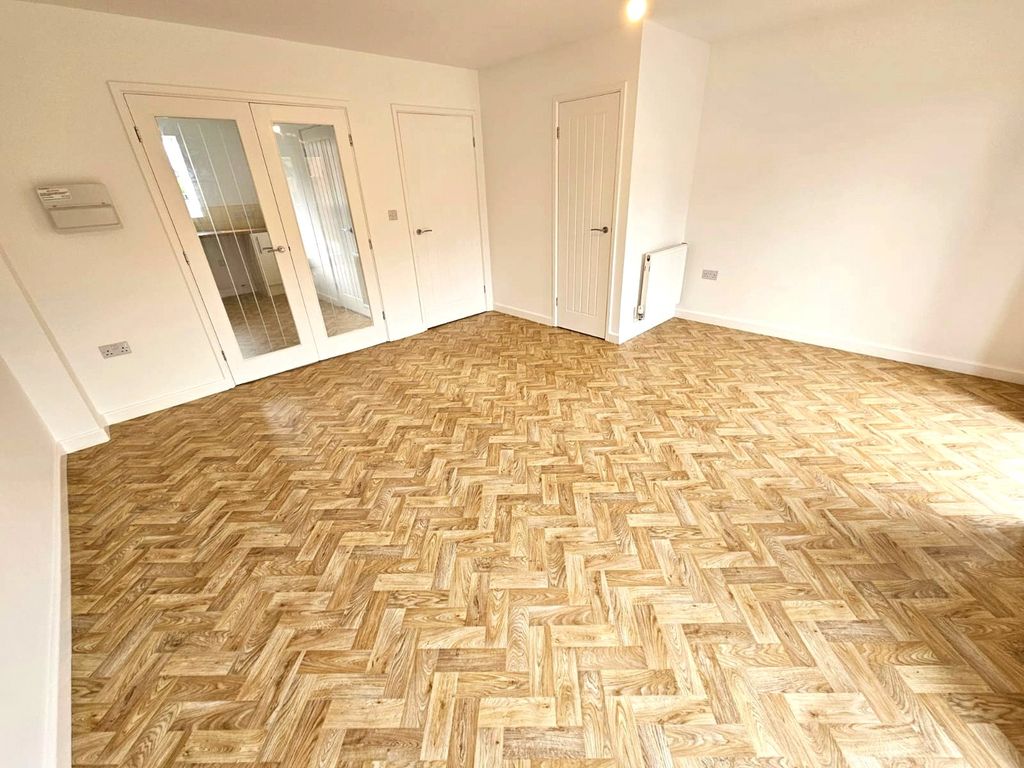 Property photo 3 of 10 Picture No. 03