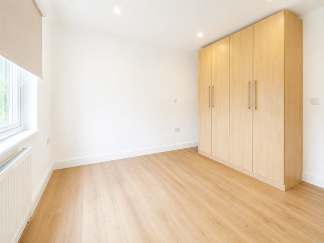 Property photo 2 of 3