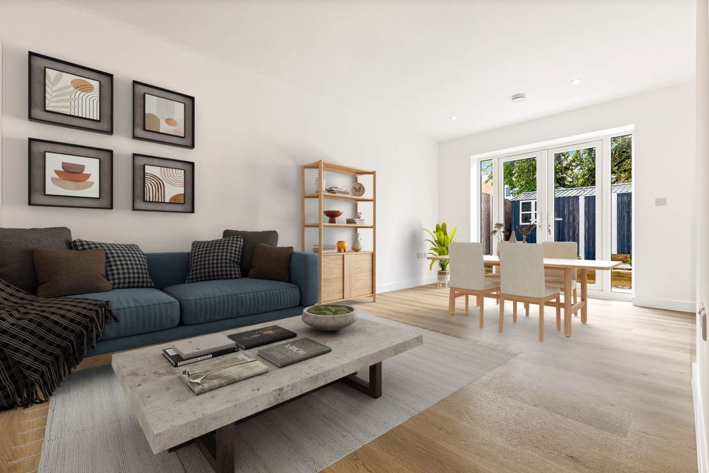 Property photo 2 of 8