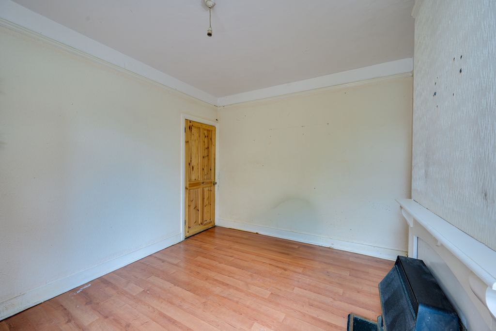 Property photo 3 of 18 Dsc_5271