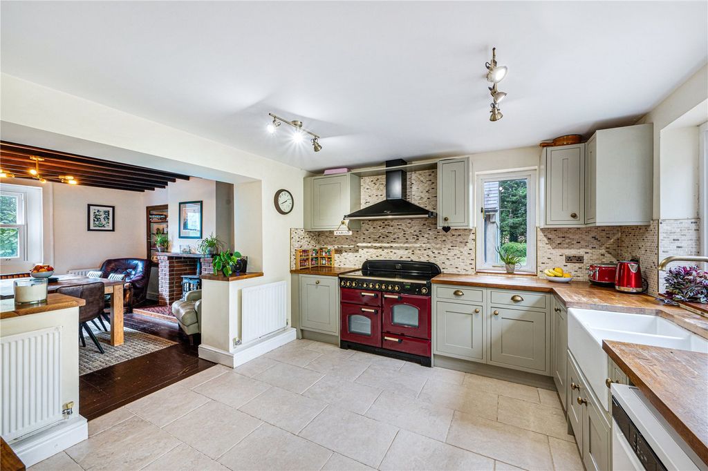 Property photo 2 of 22 Picture No. 08