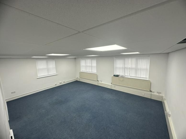 Property photo 3 of 9