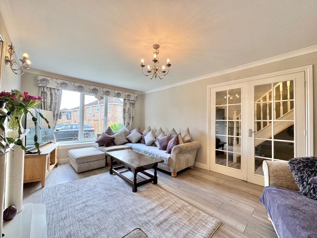 Property photo 2 of 35 Rousay Wynd, Kilwinning Lounge Pic